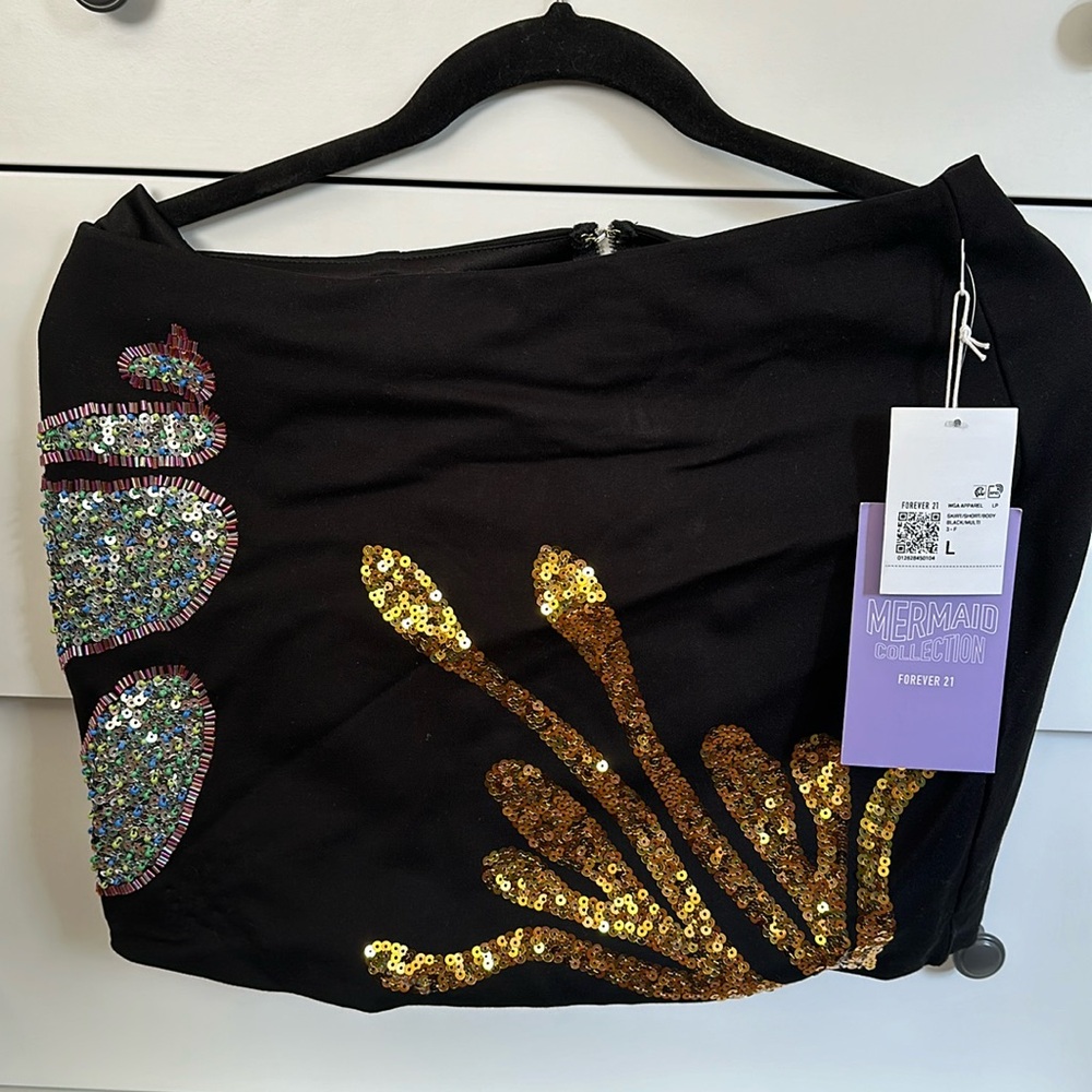 Forever 21 cropped sequin shell top and mini skirt large mermaid ChappellRoan
